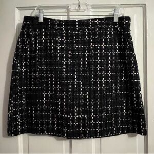 Chic Women's Skirt
